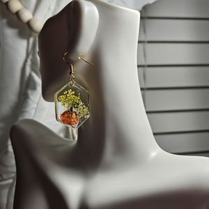 HAND CRAFTED Floral Resin Earrings